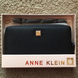 Brand new Anne Klein Wallet with removable strap